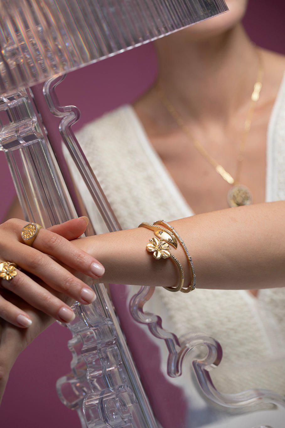 TANYA FARAH-Modern Etruscan Petite Diamond Bangle-YELLOW GOLD