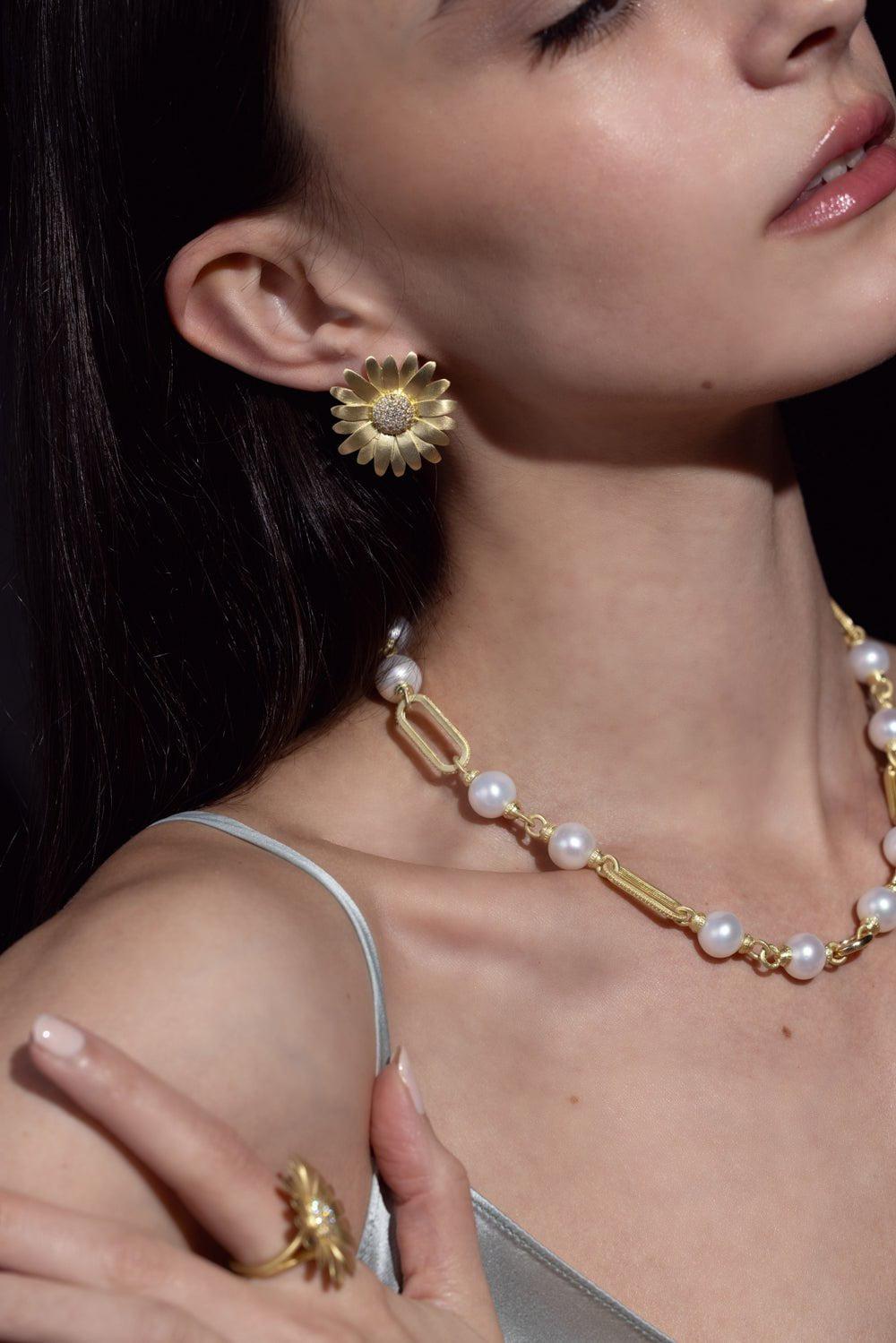 TANYA FARAH-Daisy Diamond Earrings-YELLOW GOLD
