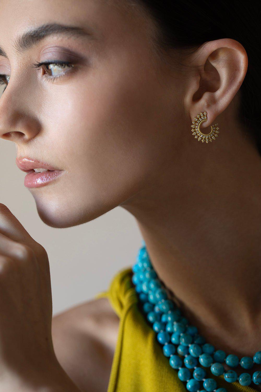 TANYA FARAH-Sunburst Diamond Small Bypass Hoop Earrings-YELLOW GOLD