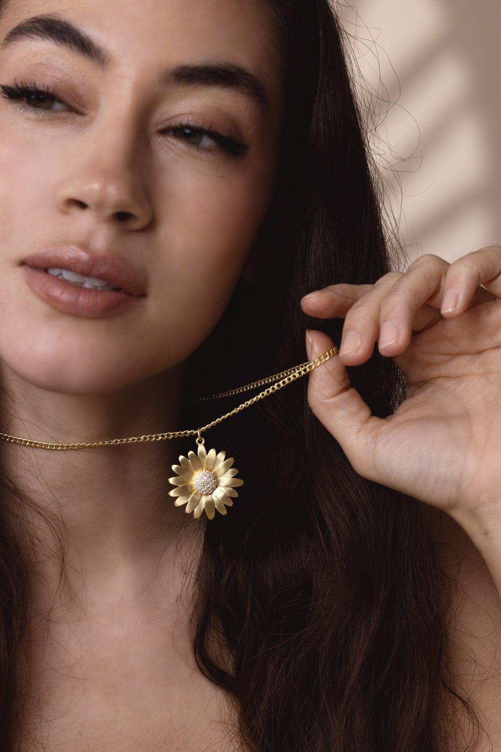 TANYA FARAH-Daisy Diamond Necklace-YELLOW GOLD