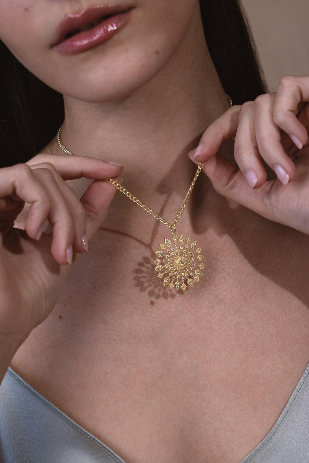 TANYA FARAH-Sunburst Diamond Necklace-YELLOW GOLD