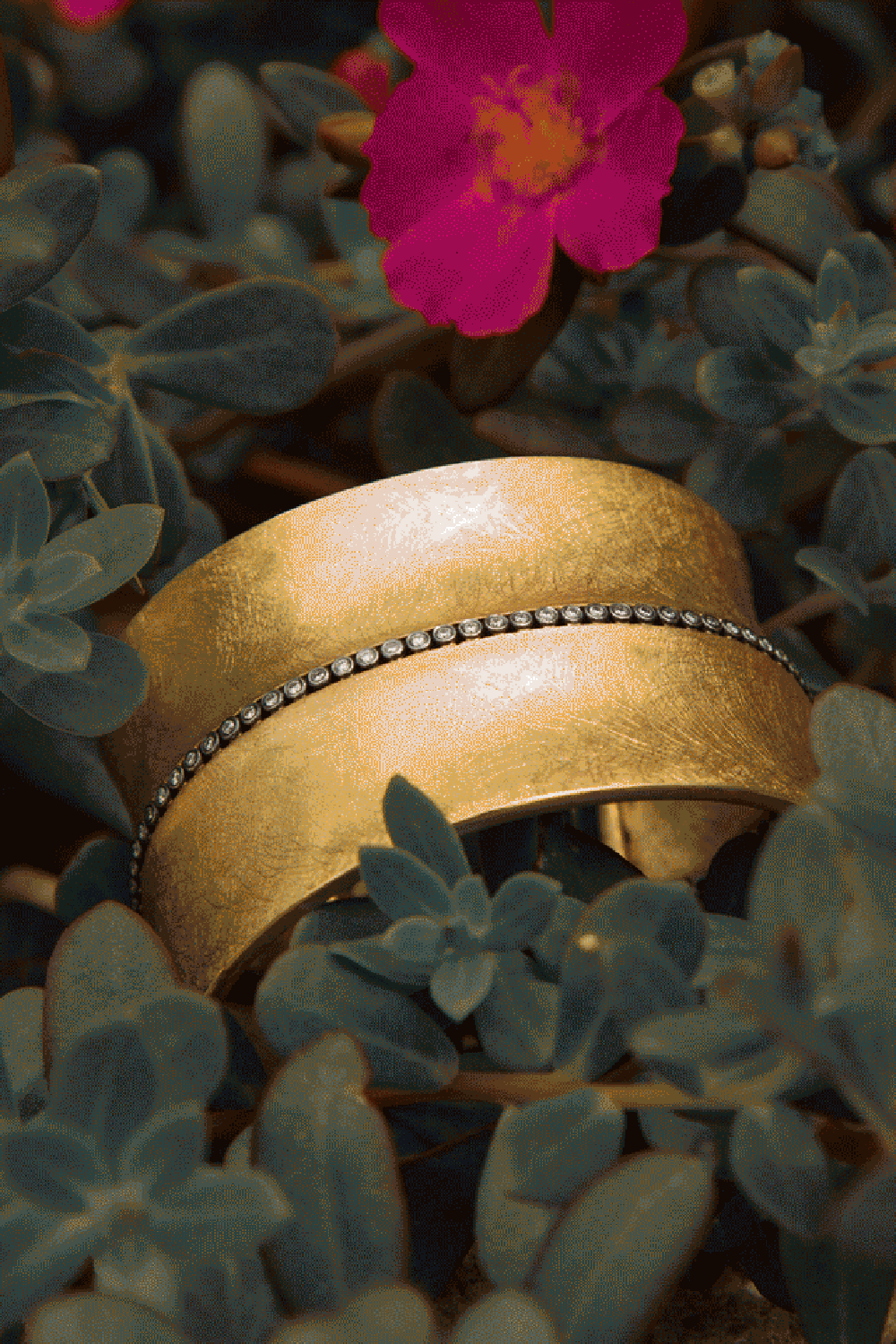 TODD REED-Diamond Line Wide Gold Cuff-YELLOW GOLD