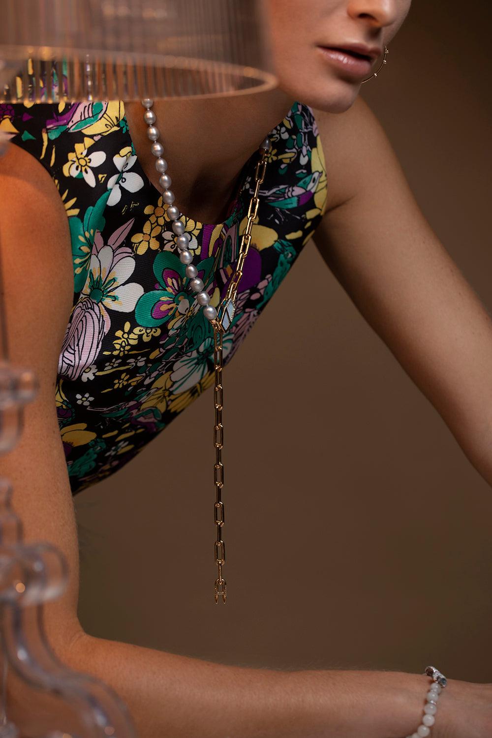 UNIFORM OBJECT-Smoke Pearl Diamond Necklace-YELLOW GOLD