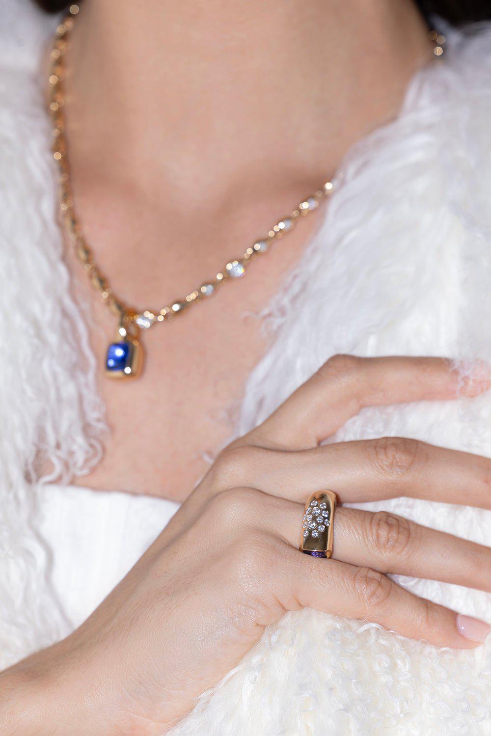 UNIFORM OBJECT-Blue Sapphire Diamond Battery Ring-YELLOW GOLD