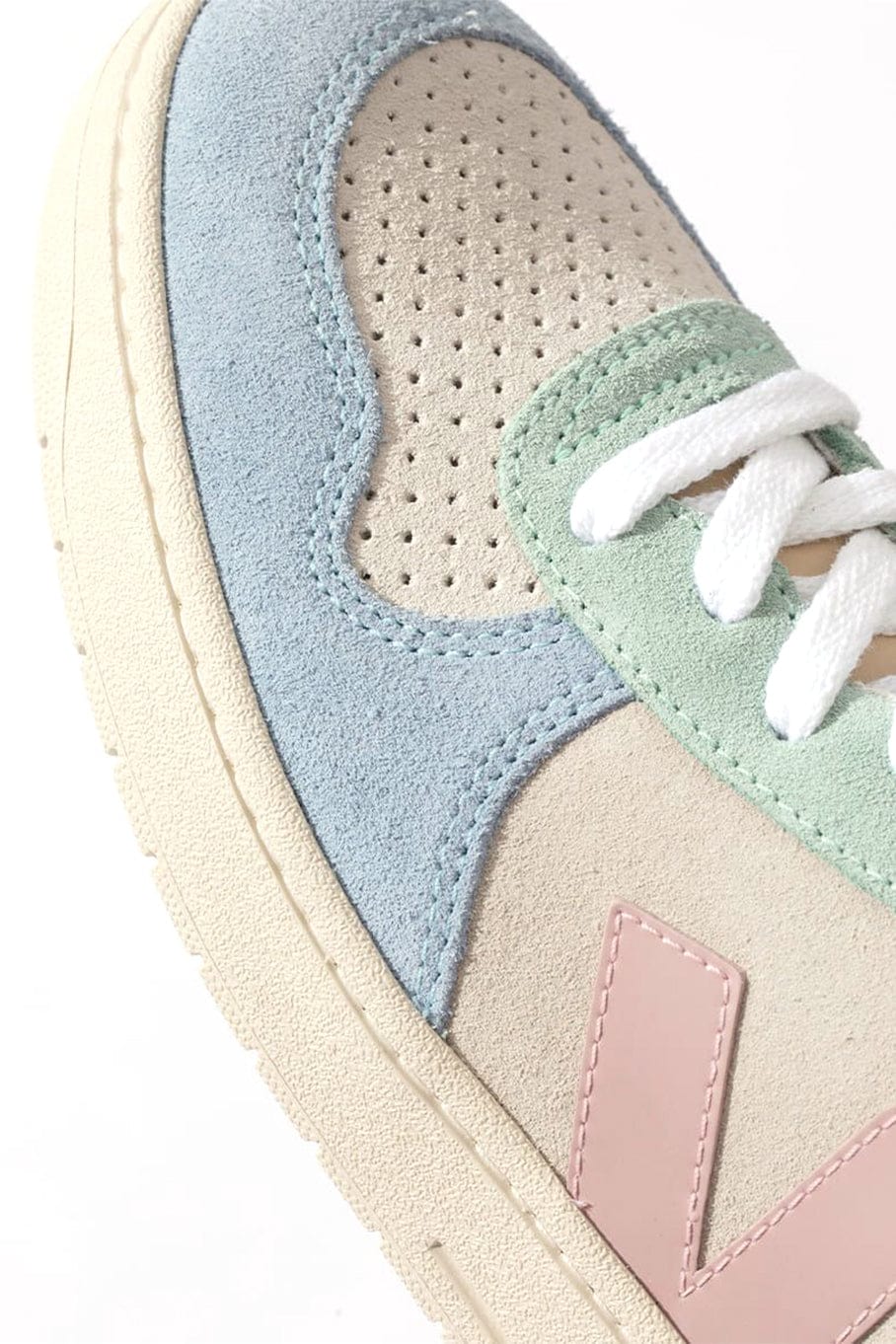 VEJA-V-10 Suede Sneaker-