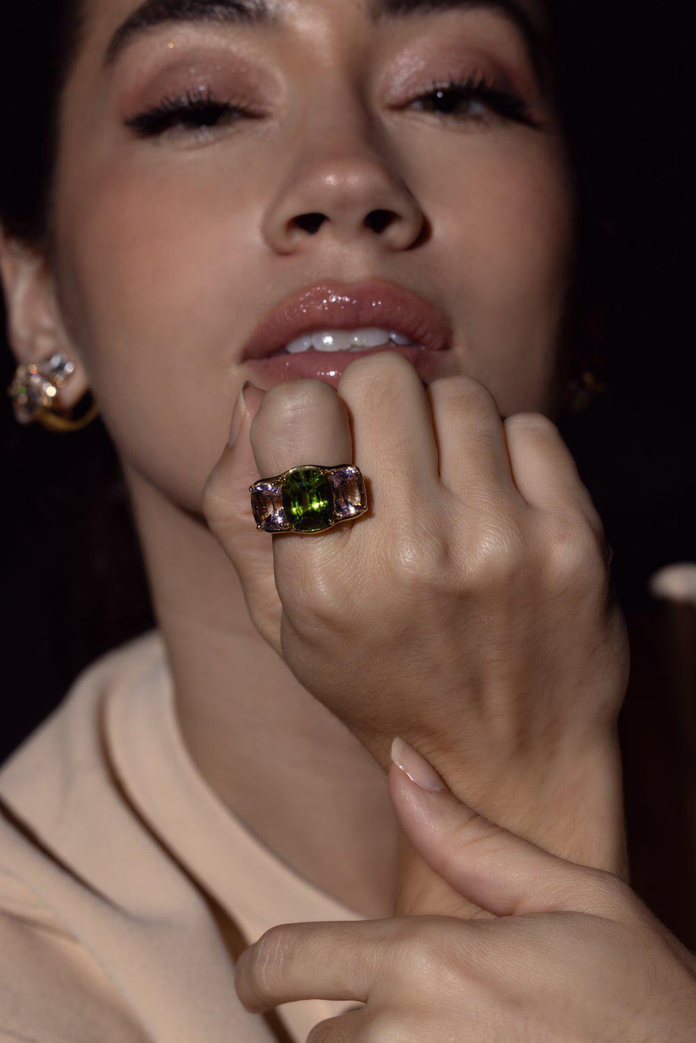 VERDURA-Three Stone Ring-YELLOW GOLD
