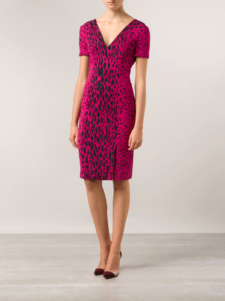VERSACE-V-Neck Fitted Leopard Dress-
