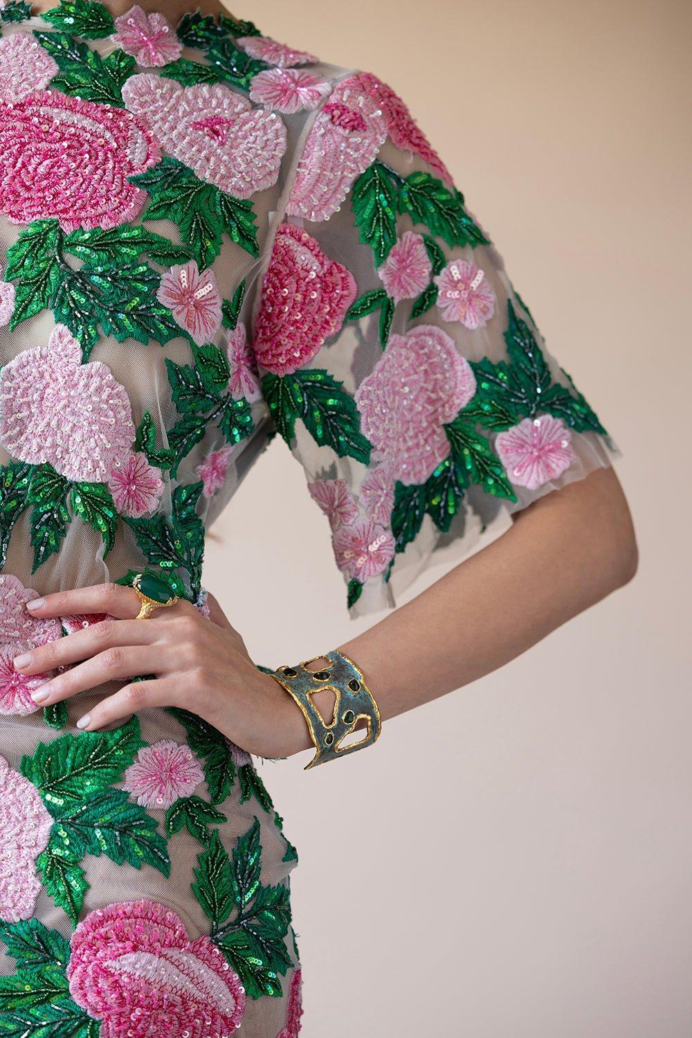 VICTOR VELYAN-Green Panita Cut Out Cuff-YELLOW GOLD