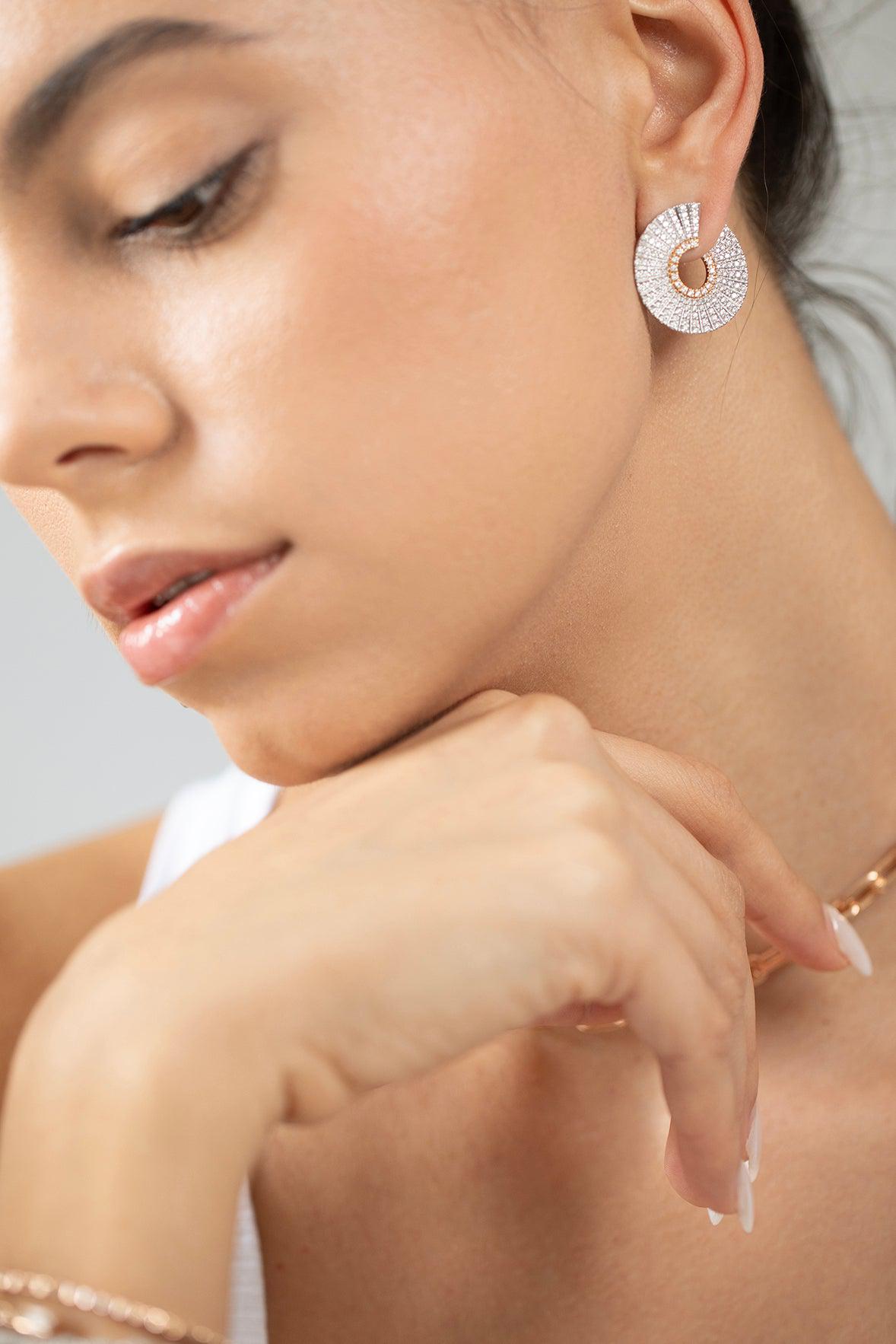 WALTERS FAITH-Clive Front Facing Hoops-WHITE GOLD