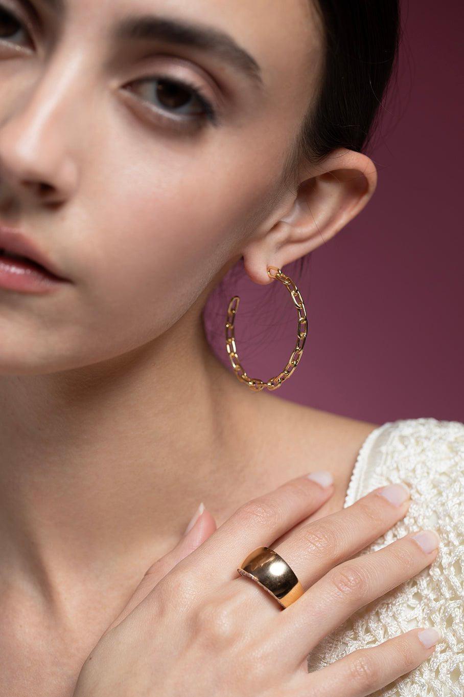 WALTERS FAITH-Saxon Chain Link Hoops Earrings-YELLOW GOLD