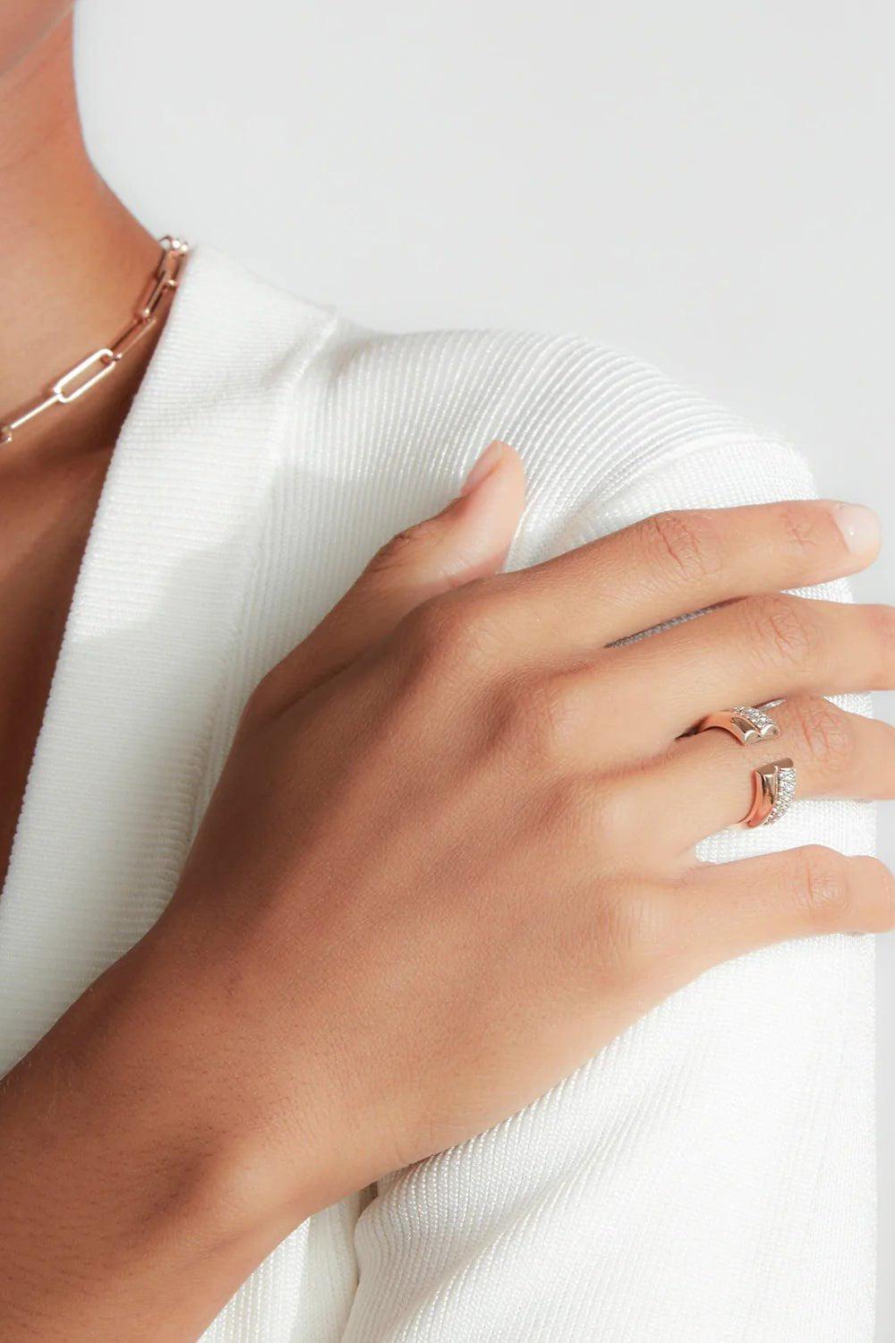 WALTERS FAITH-Tubular Thoby Ring-YELLOW GOLD
