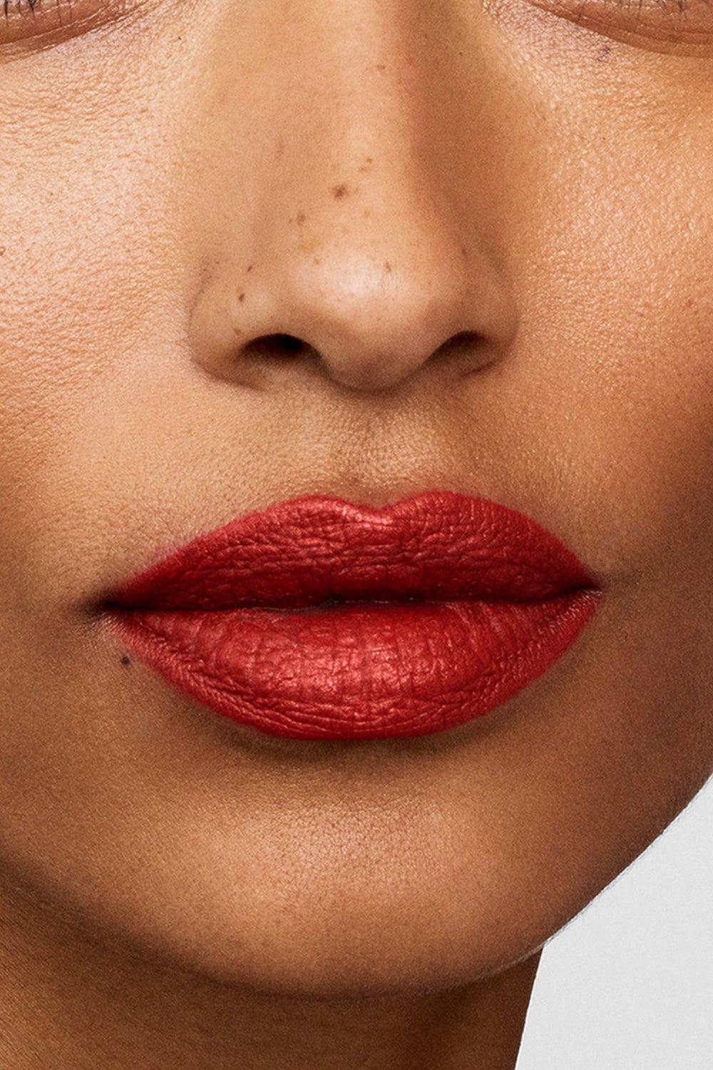 Paula Lishman ポーラリシュマン ワインレッド 本毛皮 リアルファー Lip Suede Matte Lipstick - Le Rouge Bright Tomato | WESTMAN