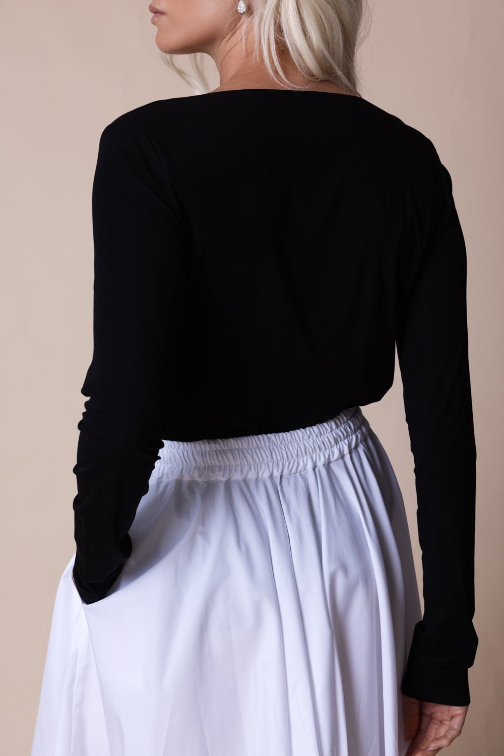 Aurora Pure Pullover - Black CLOTHINGTOPT-SHIRT WOLFORD   