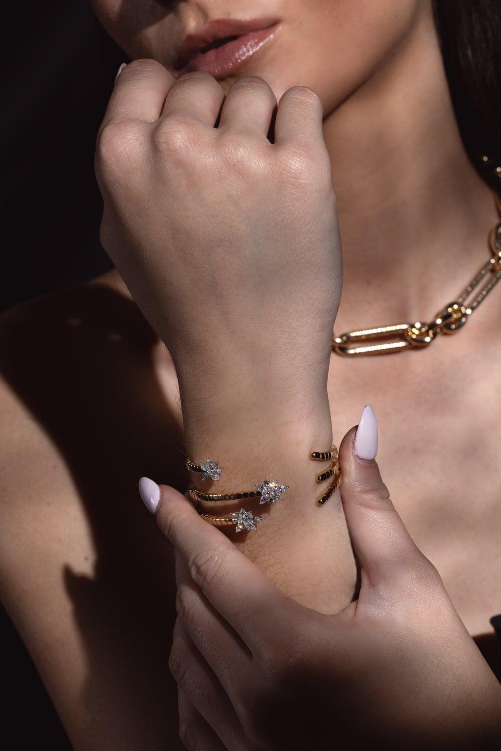 YEPREM JEWELLERY-Flower Open Bangle Bracelet-YELLOW GOLD