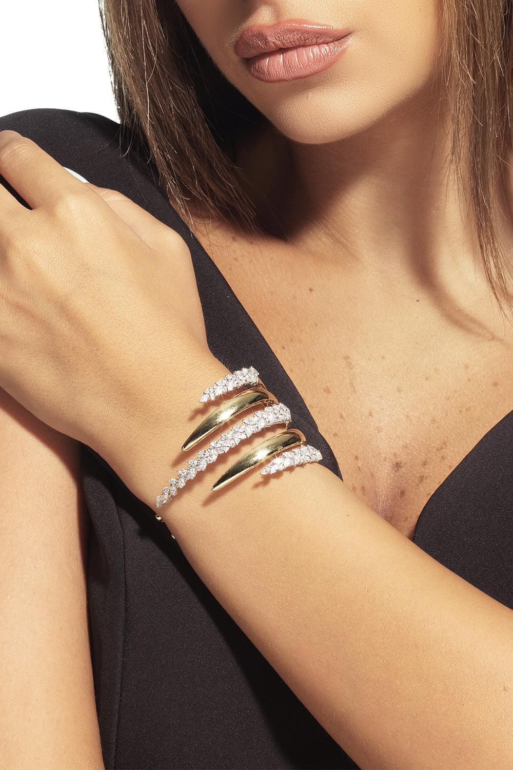 Golden Strada Diamond Bangle Bracelet-YELLOW GOLD-JEWELRYFINE JEWELBRACELET O-YEPREM JEWELLERY