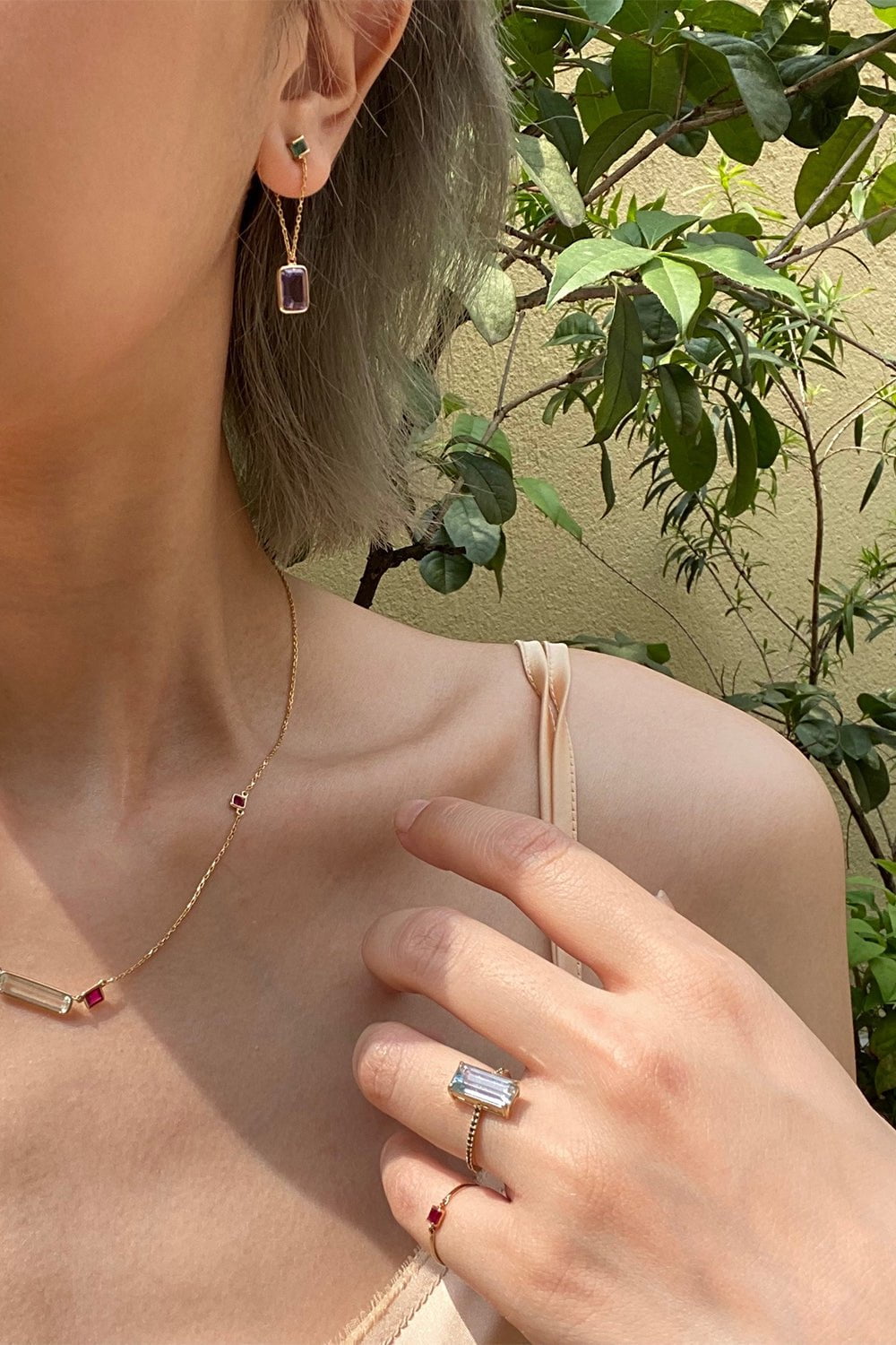 YI COLLECTION-Emerald Amethyst Chain Earrings-YELLOW GOLD