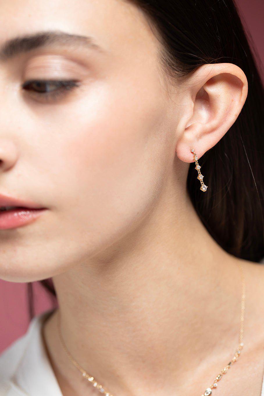 ZOE CHICCO-5 Linked Graduating Prong Diamond Drop Earrings-YELLOW GOLD