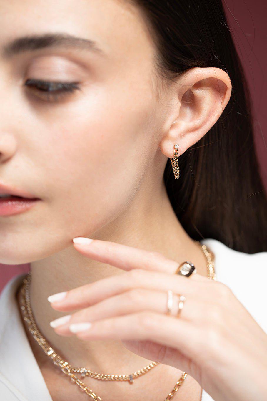 ZOE CHICCO-Small Curb Chain Huggie Earrings-YELLOW GOLD