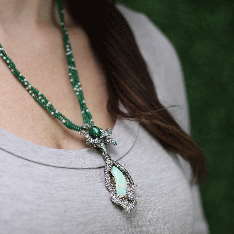 ARUNASHI-Emerald And Opal Flower Necklace-BLKGOLD