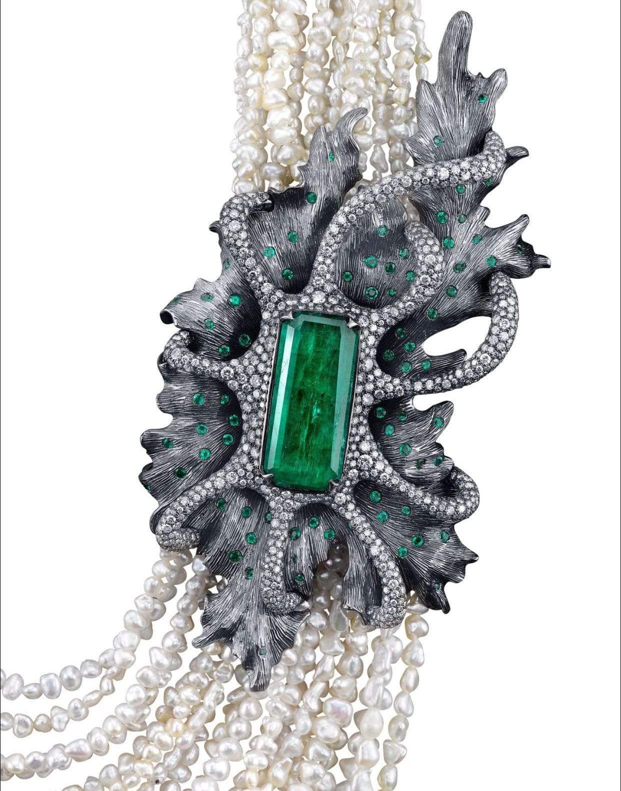 Pearl Strand Emerald Necklace JEWELRYFINE JEWELNECKLACE O ARUNASHI   