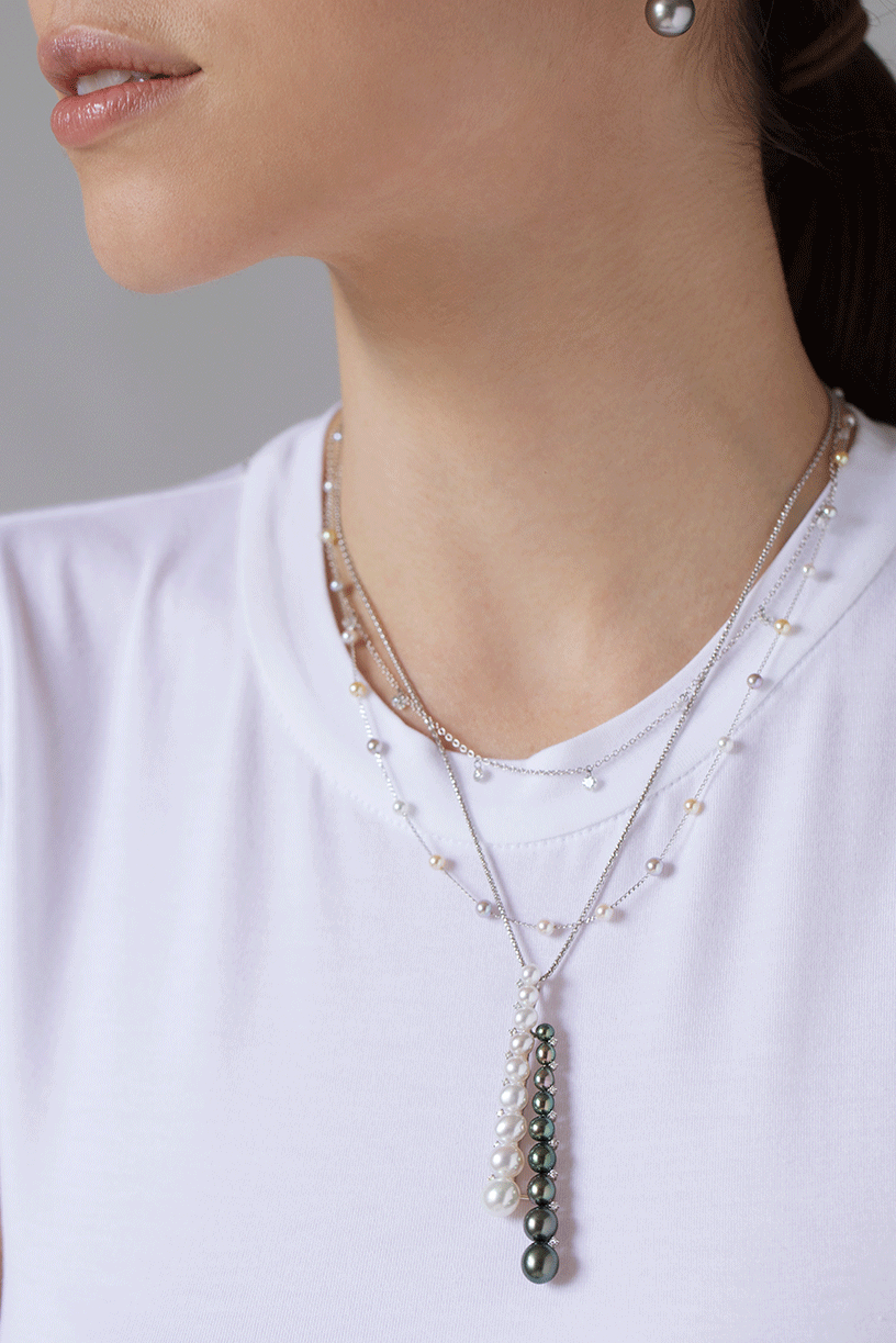 BAGGINS-Floating Diamond Necklace-WHITE GOLD