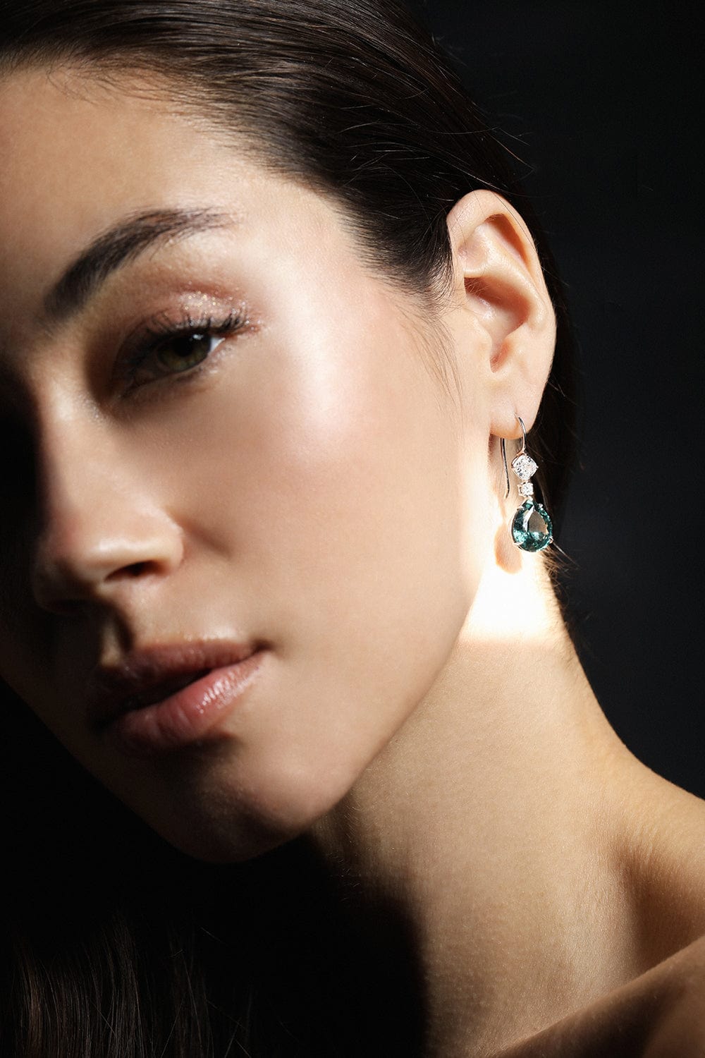 BAYCO-Unheated Green Sapphire and Diamond Earrings-PLATINUM
