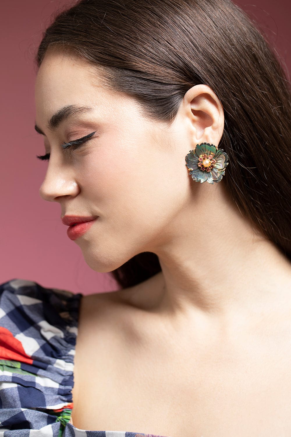 BOUNKIT JEWELRY-Grey Pearl Flower Earrings-GOLD