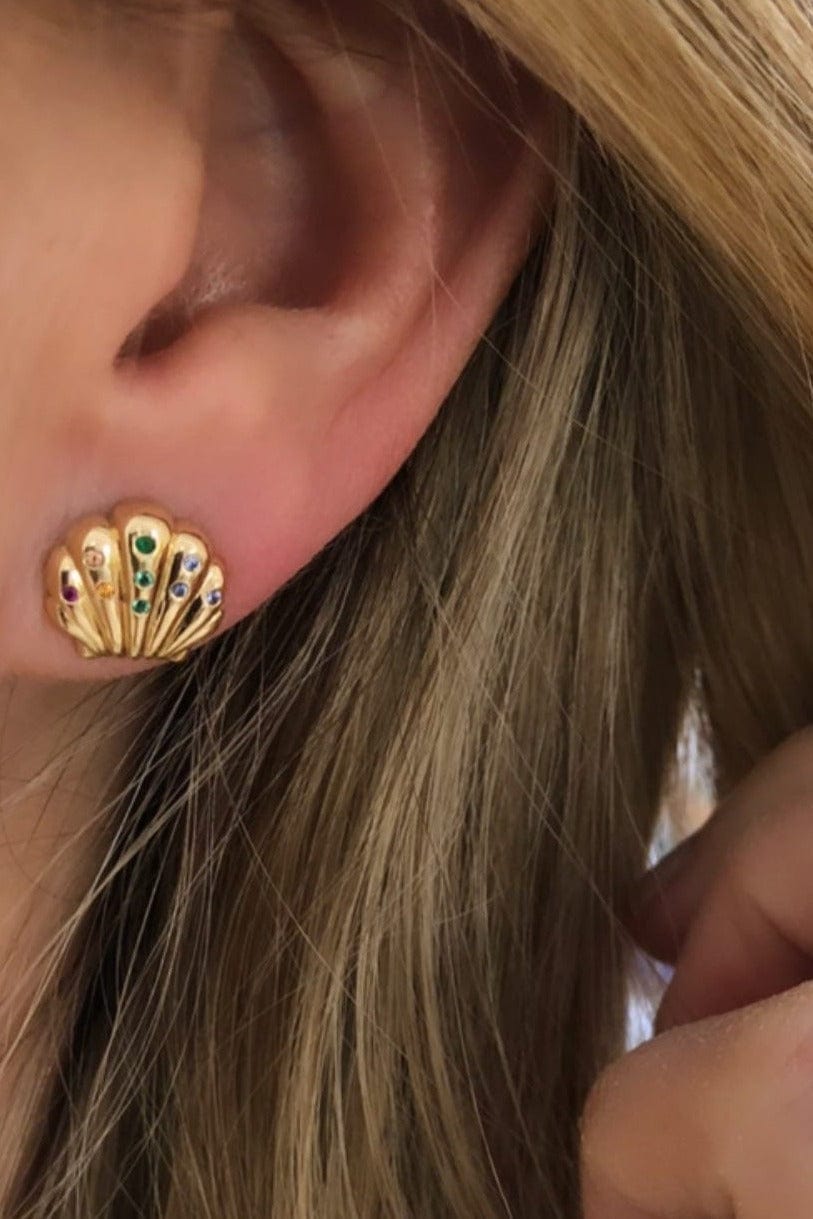 BRENT NEALE-Small Rainbow Shell Studs-YELLOW GOLD