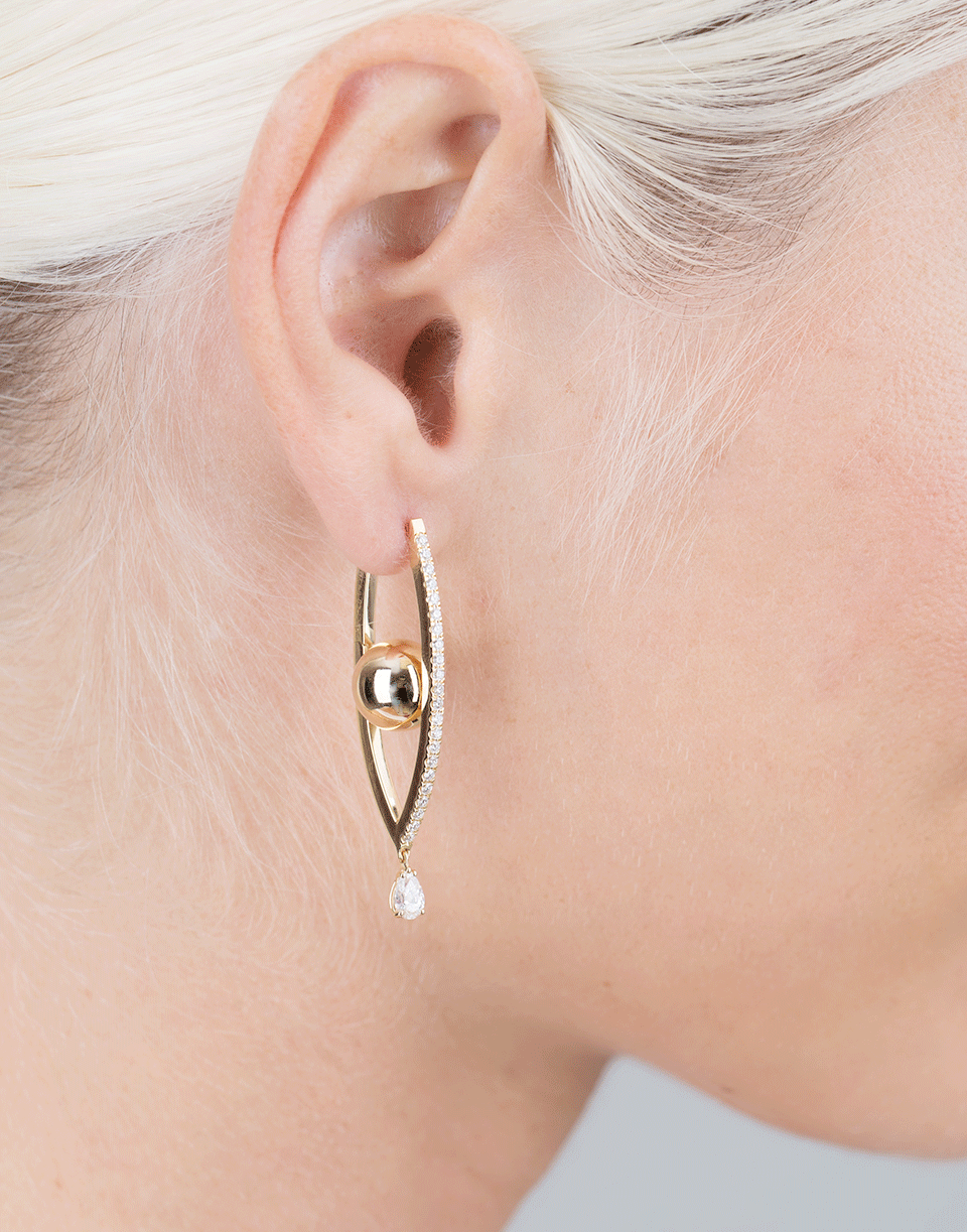CADAR-Reflection Medium Drop Earrings-YELLOW GOLD