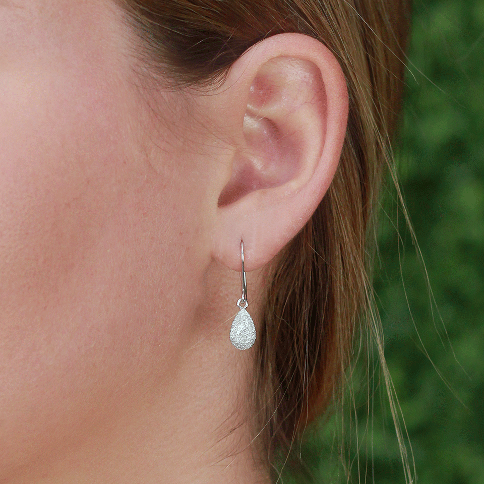 CAROLINA BUCCI-Looking Glass Pear Drop Earrings-WHITE GOLD