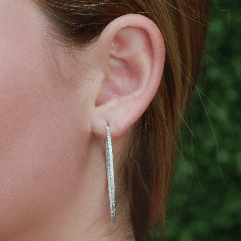 CAROLINA BUCCI-Medium Sparkly Hoop Earrings-WHITE GOLD