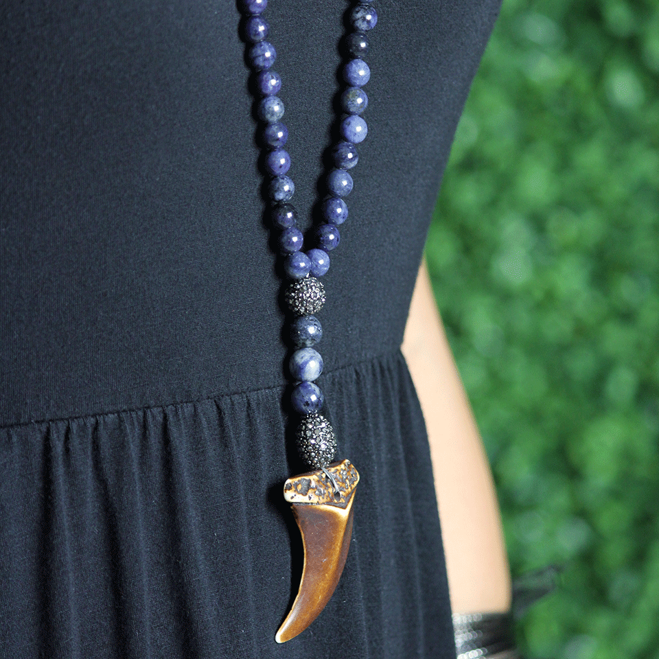 Beaded Necklace With Horn Pendant JEWELRYBOUTIQUENECKLACE O HIPCHIK   