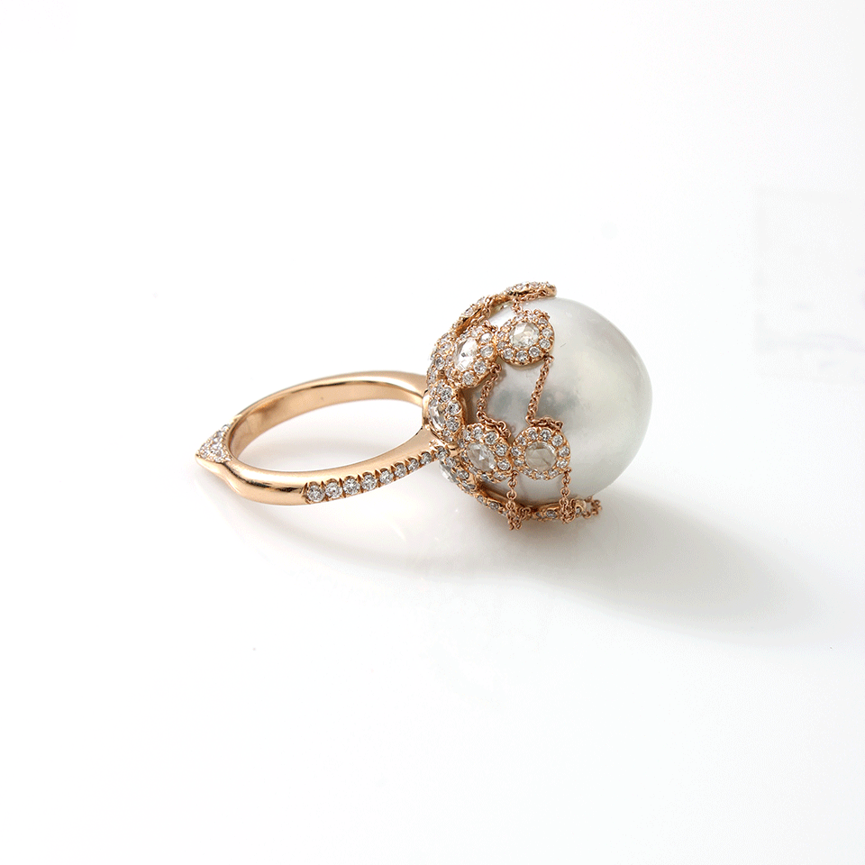 INBAR-Pearl Ring With Chain Detail-ROSE GOLD