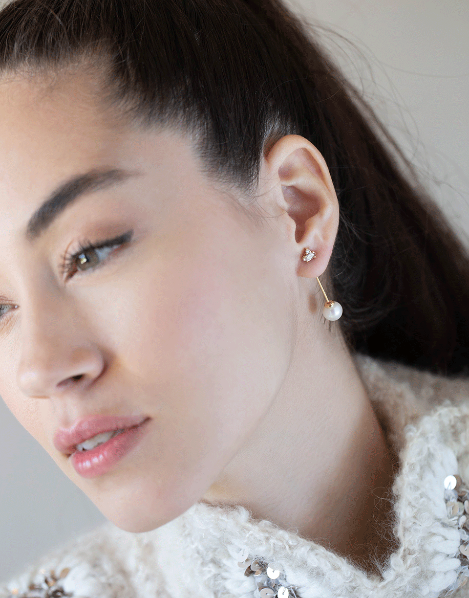 MIZUKI-Diamond and Pearl Earrings-YELLOW GOLD