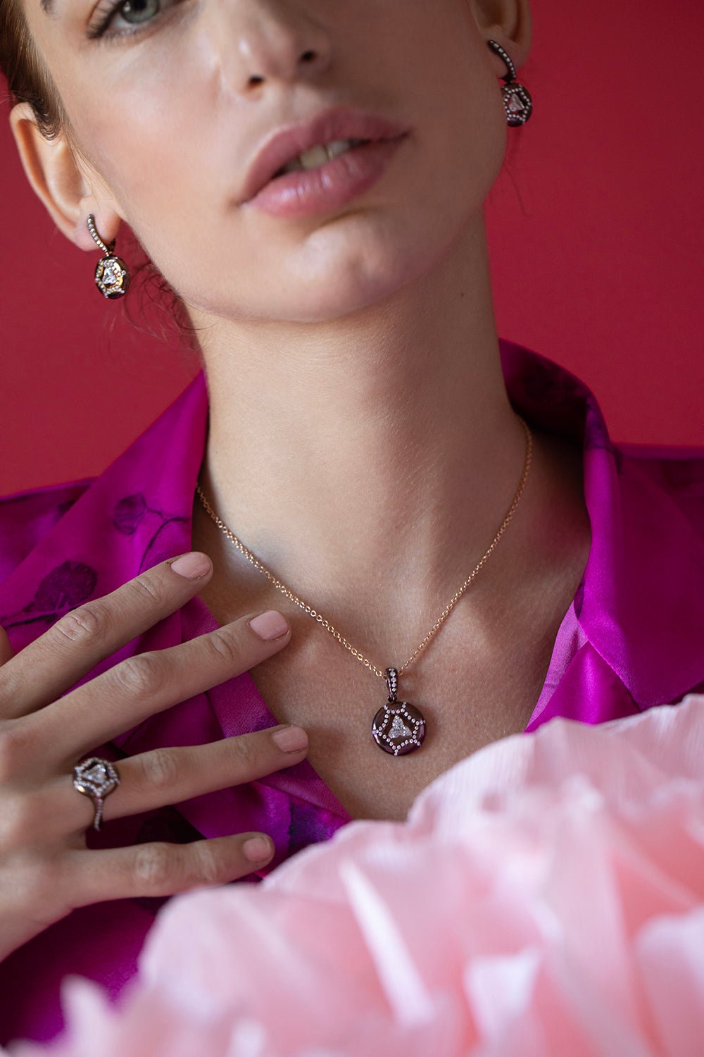 SABOO FINE JEWELS-Trillion Cut Diamond Flower Necklace-TITANIUM