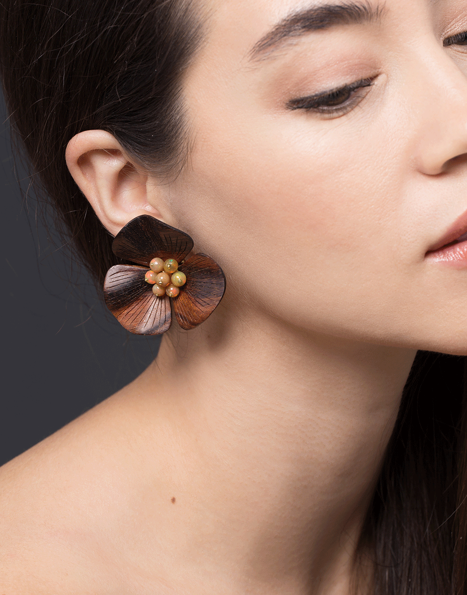 SILVIA FURMANOVICH-Sculptural Botanical Carved Wood Flower Earrings-YELLOW GOLD
