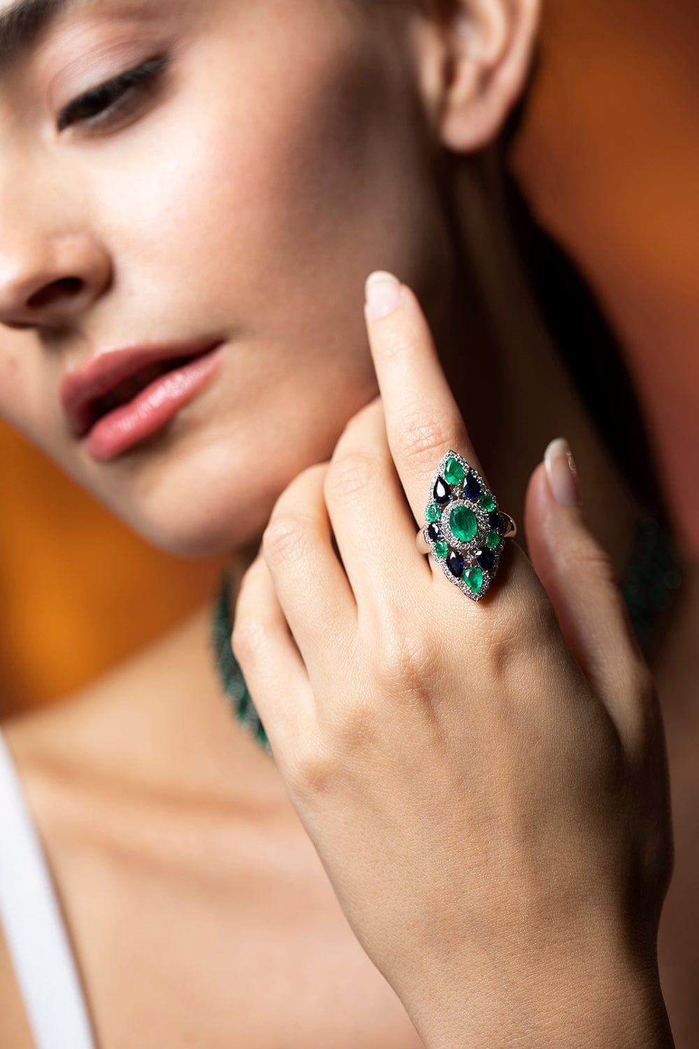 Emerald and Blue Sapphire Ring JEWELRYFINE JEWELRING SUTRA   