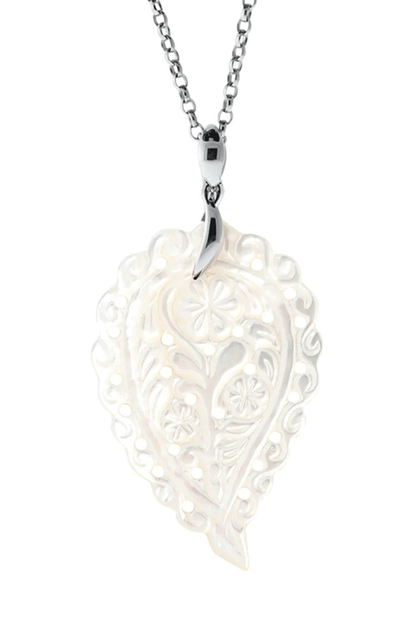 TAMARA COMOLLI-Medium Mother of Pearl Carved India Pendant-WHITE GOLD