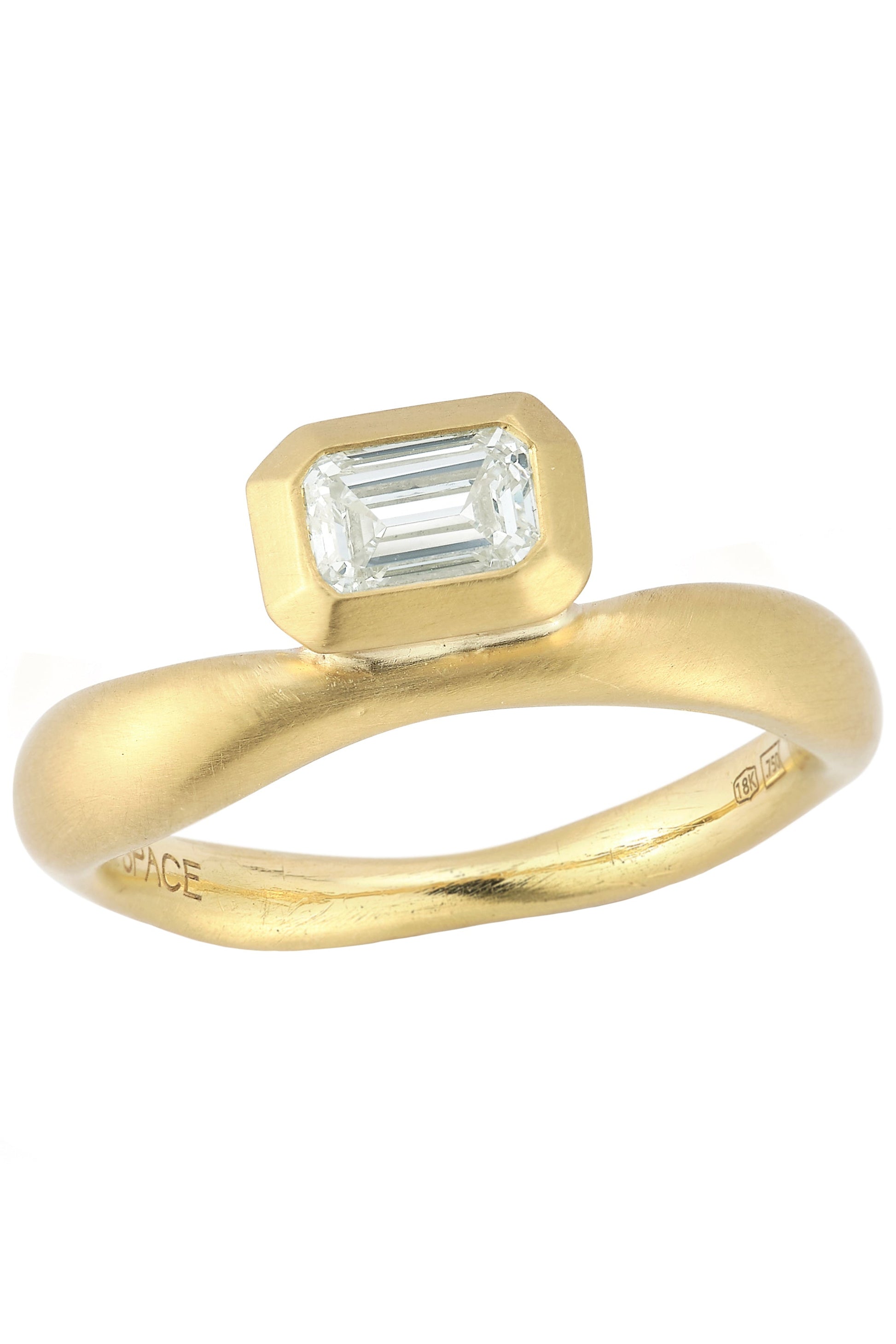 WHITE/SPACE-Touch Emerald Cut Solitaire Diamond Ring-